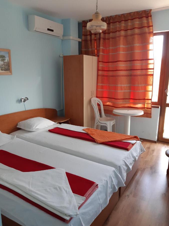 Nelly Guest House ソゾポル エクステリア 写真