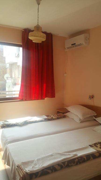 Nelly Guest House ソゾポル エクステリア 写真