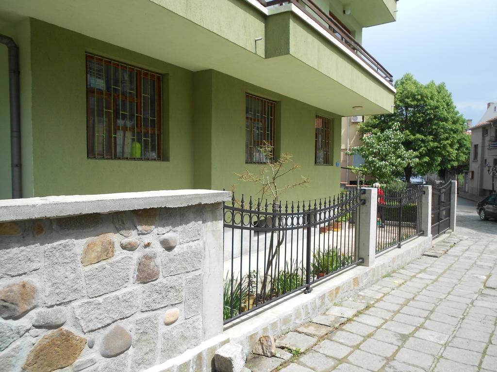 Nelly Guest House ソゾポル エクステリア 写真